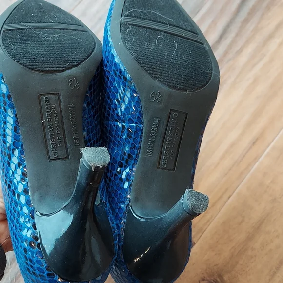 Pumps - Picture 5 of 5